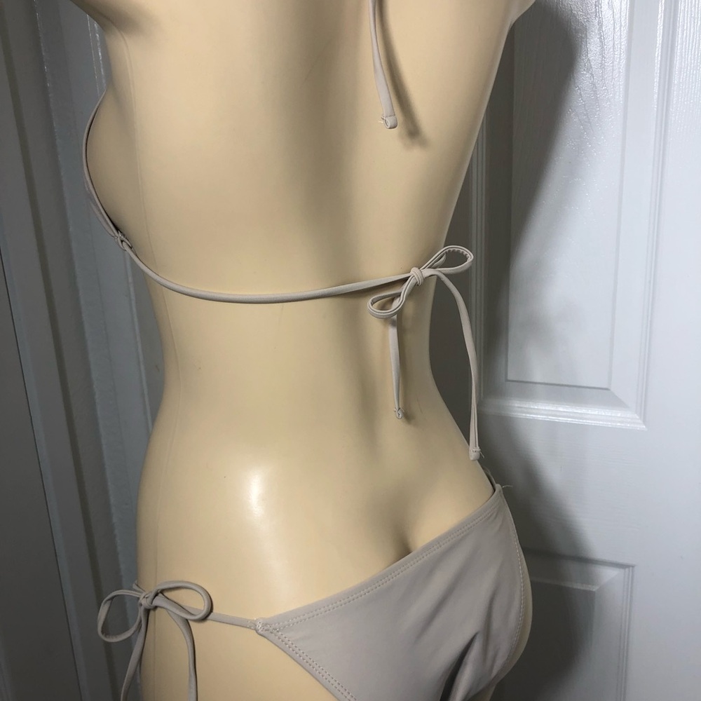 Bikini 👙 - Picture 4 of 6